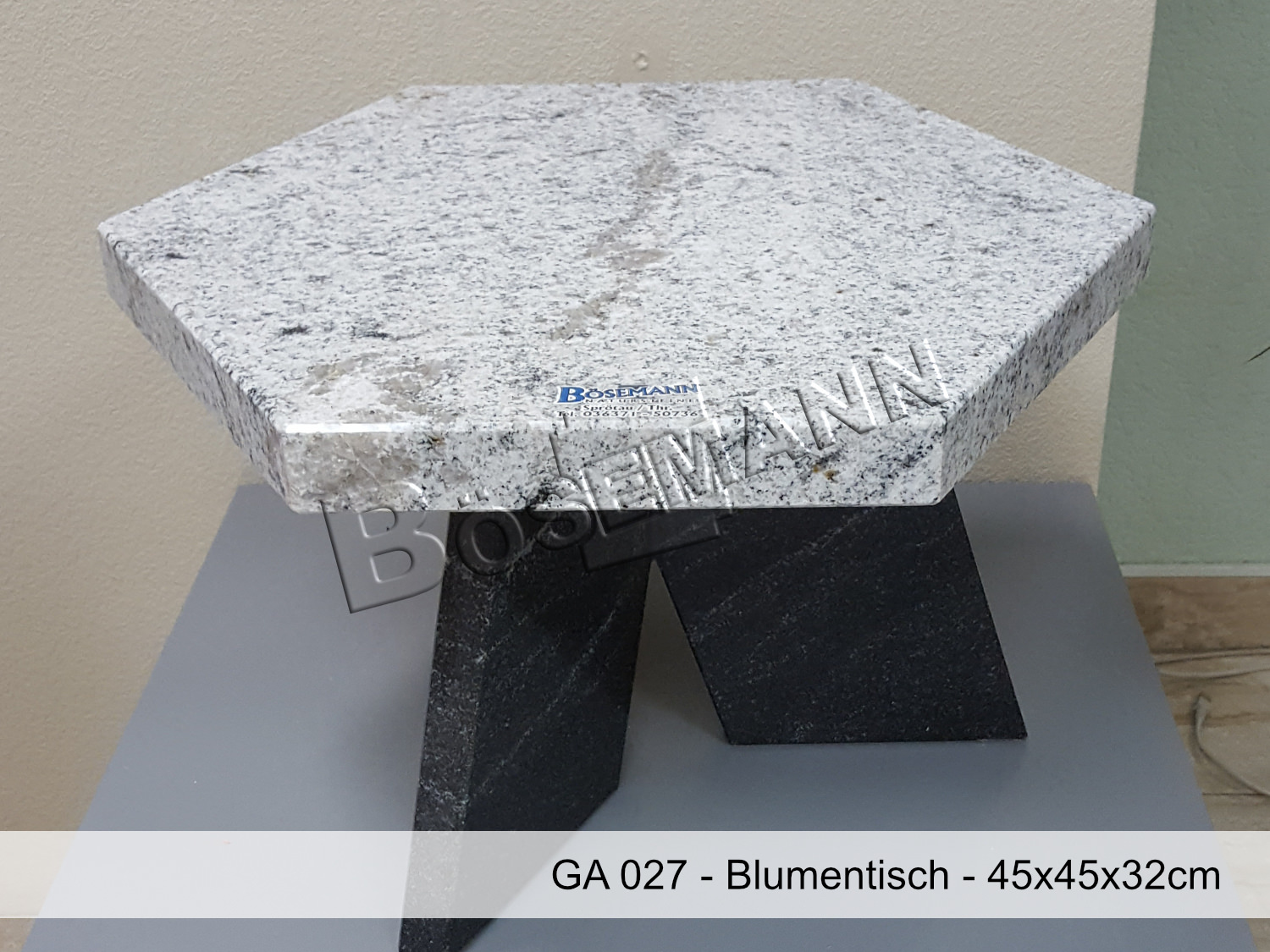 GA-027-Blumentisch-45x45x32cm