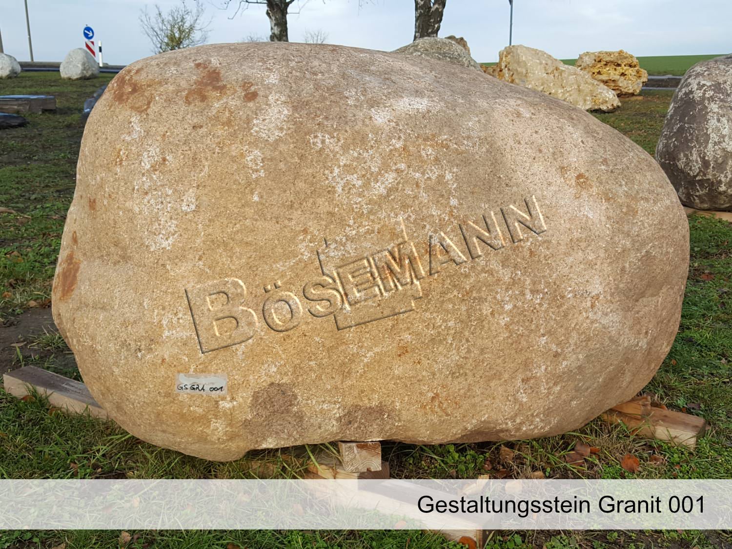 Gestaltungsstein-Granit-001